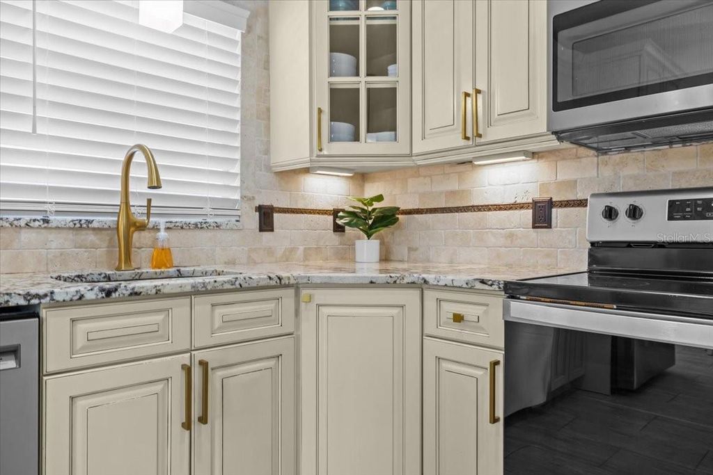 Image 11 of property listing at 7318 S KISSIMMEE STREET, Tampa, FL 33616