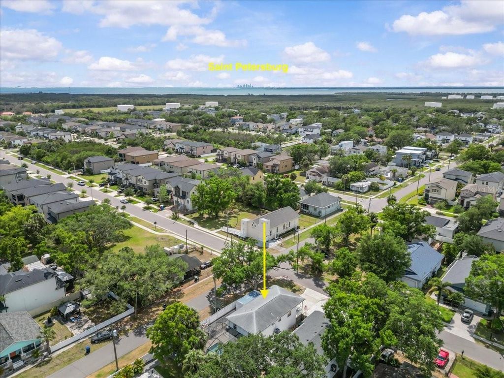 Image 41 of property listing at 7318 S KISSIMMEE STREET, Tampa, FL 33616