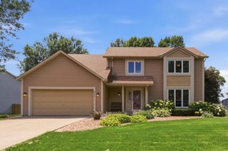9643 Polaris Lane N, Maple Grove, MN 55369