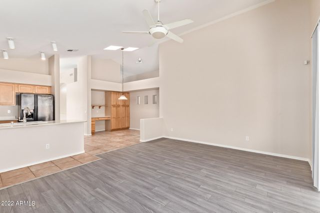 962 W Desert Broom Court, Chandler, AZ 85248