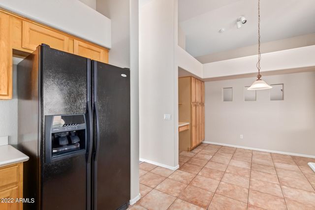 962 W Desert Broom Court, Chandler, AZ 85248