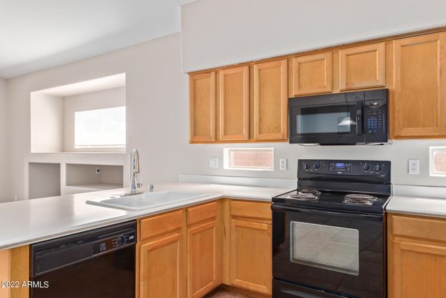 962 W Desert Broom Court, Chandler, AZ 85248