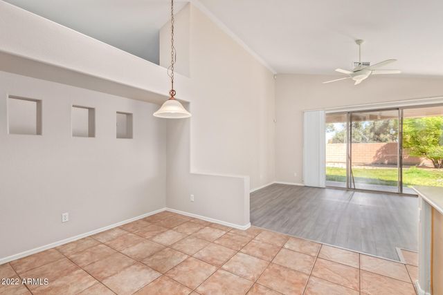 962 W Desert Broom Court, Chandler, AZ 85248