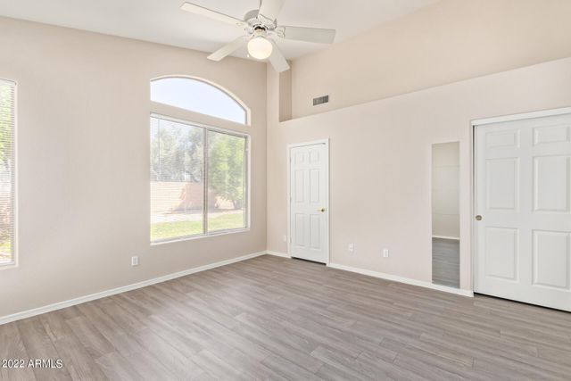 962 W Desert Broom Court, Chandler, AZ 85248