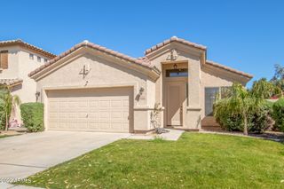 962 W Desert Broom Court, Chandler, AZ 85248
