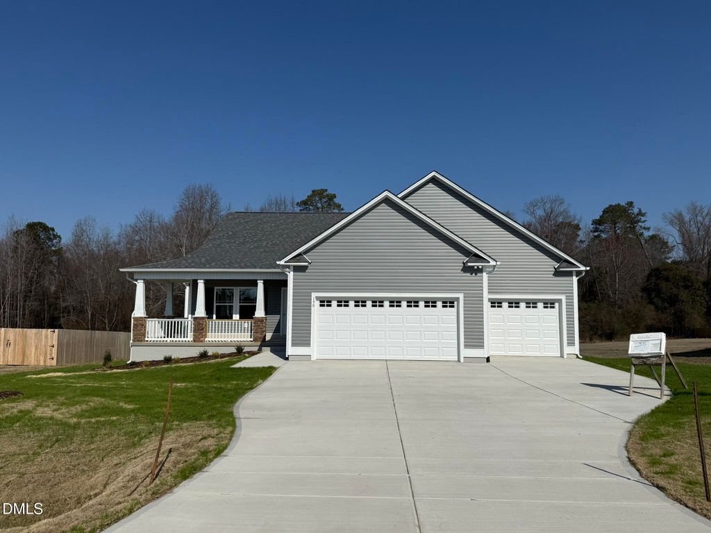 150 Bonsai Way, Four Oaks, NC 27524