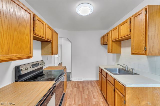 5581 Saxon Drive, Garfield Heights, OH 44125