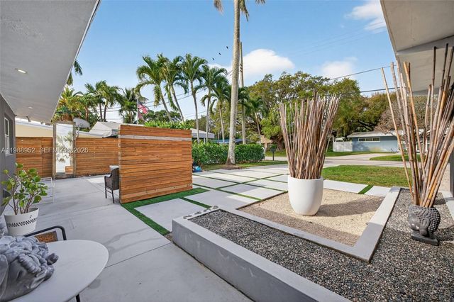 2436 Cat Cay Lane, Fort Lauderdale, FL 33312
