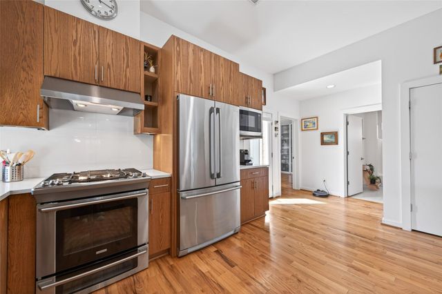 7703 Janak Drive, Houston, TX 77055