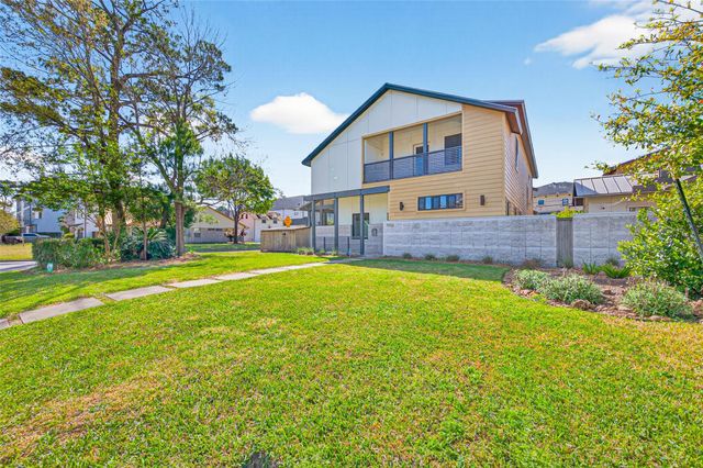 7703 Janak Drive, Houston, TX 77055