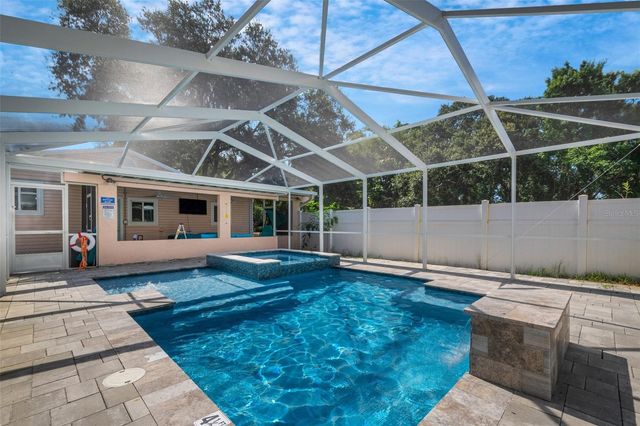 1600 LORETTA AVENUE NW, Largo, FL 33770