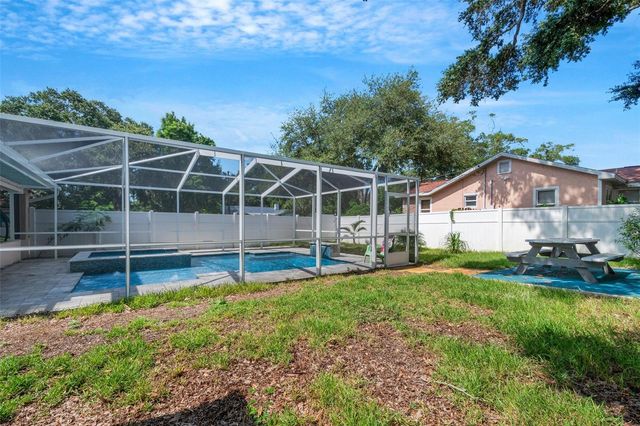 1600 LORETTA AVENUE NW, Largo, FL 33770