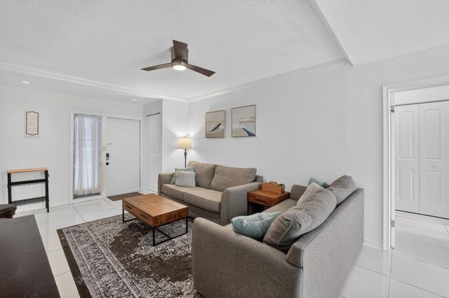 1967 S Ocean Boulevard 103, Pompano Beach, FL 33062