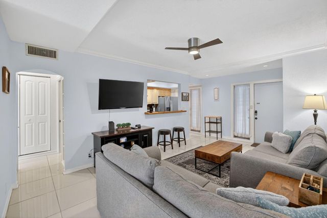 1967 S Ocean Boulevard 103, Pompano Beach, FL 33062