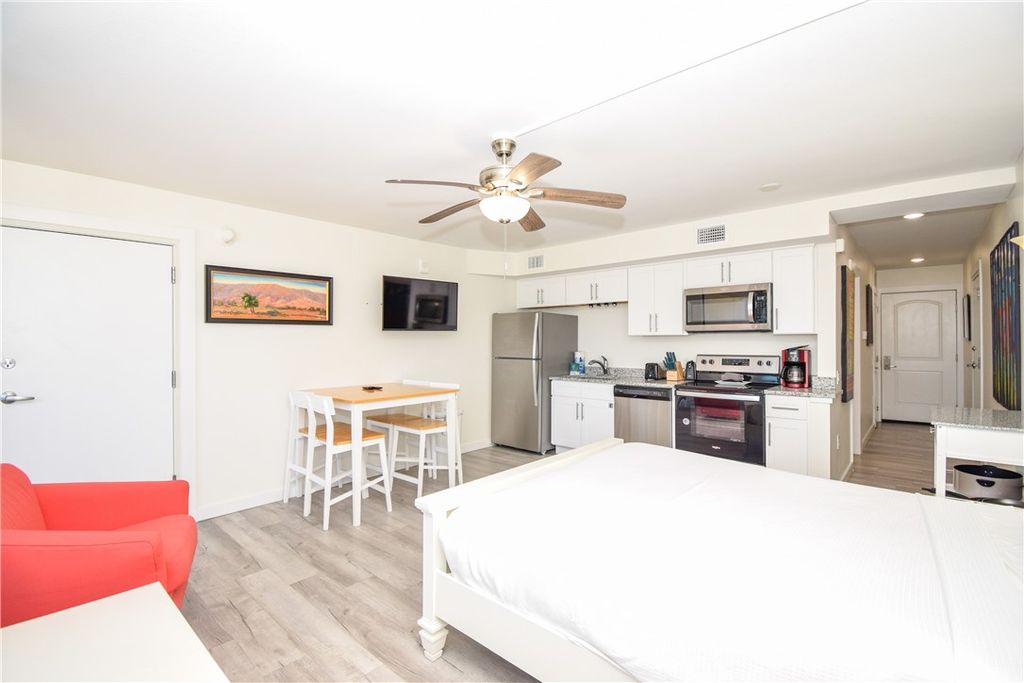 800 Sandcastle Dr 110, Port Aransas, TX 78373 — photo 5