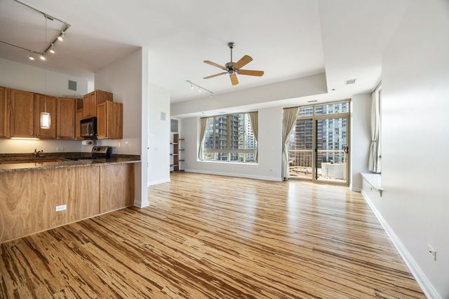 230 W Division Street 1201, Chicago, IL 60610