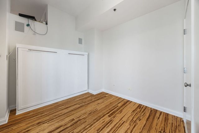 230 W Division Street 1201, Chicago, IL 60610
