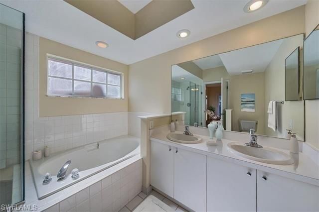 106 Siena WAY 1503, Naples, FL 34119