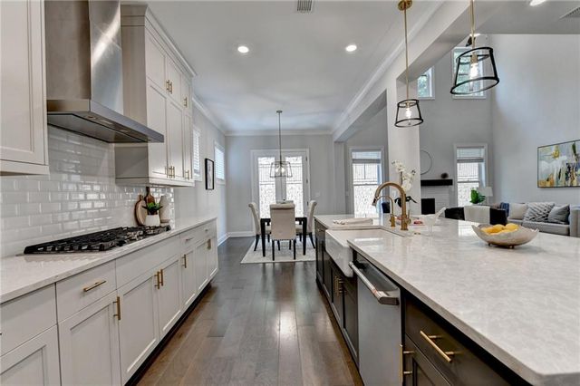 140 Wards Crossing Way, Johns Creek, GA 30022