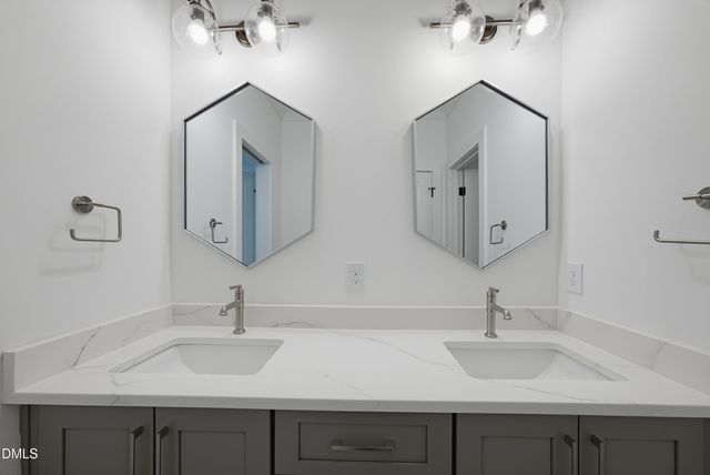2957 Wexford Pond Way, Wake Forest, NC 27587
