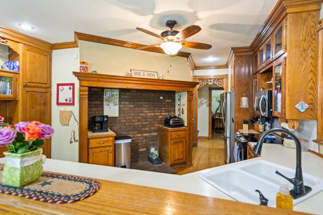 645 W Lancashire Boulevard, Bella Vista, AR 72715