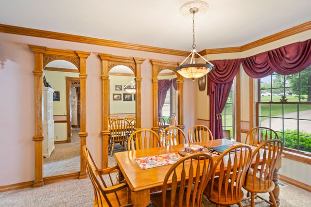 645 W Lancashire Boulevard, Bella Vista, AR 72715