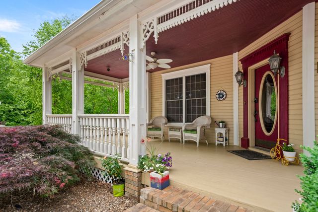 645 W Lancashire Boulevard, Bella Vista, AR 72715