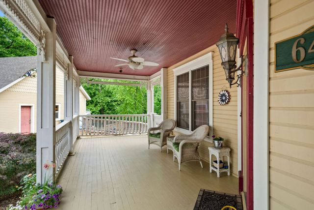 645 W Lancashire Boulevard, Bella Vista, AR 72715