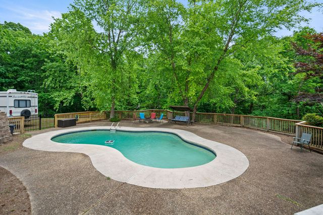 645 W Lancashire Boulevard, Bella Vista, AR 72715