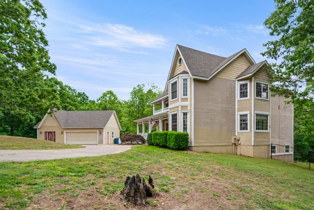 645 W Lancashire Boulevard, Bella Vista, AR 72715