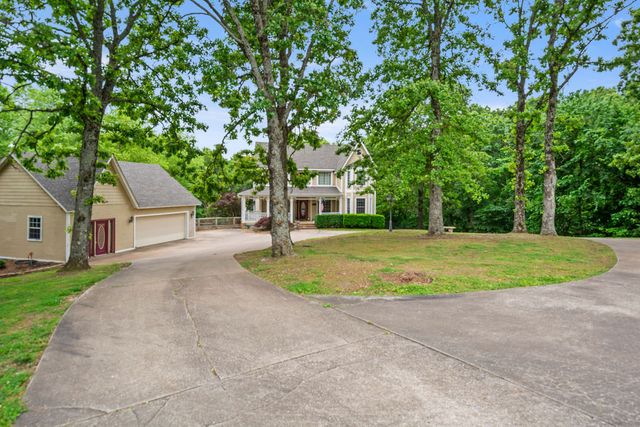 645 W Lancashire Boulevard, Bella Vista, AR 72715