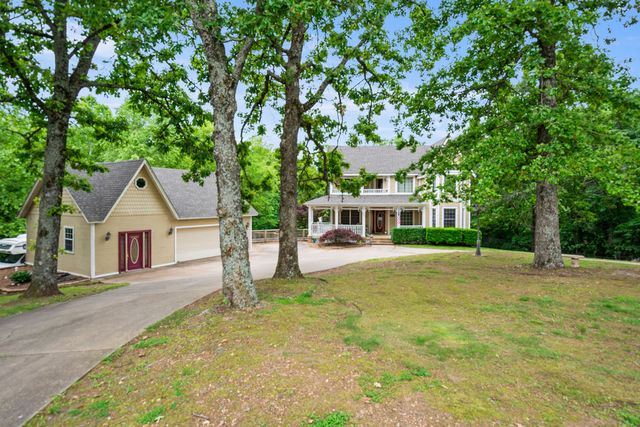 645 W Lancashire Boulevard, Bella Vista, AR 72715