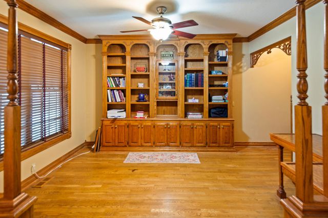 645 W Lancashire Boulevard, Bella Vista, AR 72715