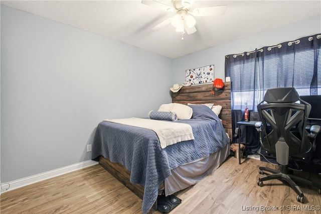 5 Lakeshore Drive, Clarksville, IN 47129