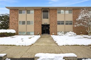 5 Lakeshore Drive, Clarksville, IN 47129