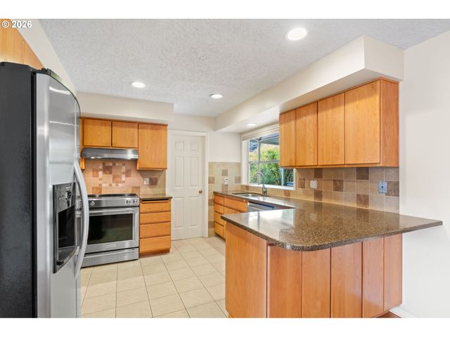 317 Ne 110TH St, Vancouver, WA 98685