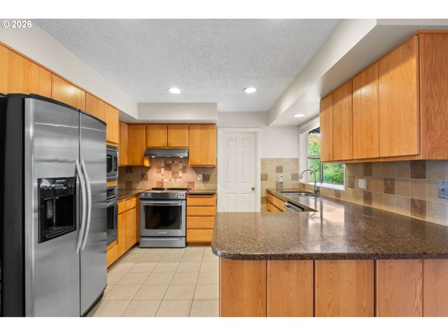 317 Ne 110TH St, Vancouver, WA 98685