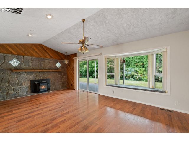 317 Ne 110TH St, Vancouver, WA 98685