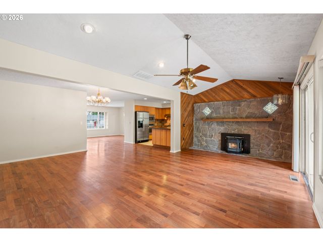 317 Ne 110TH St, Vancouver, WA 98685