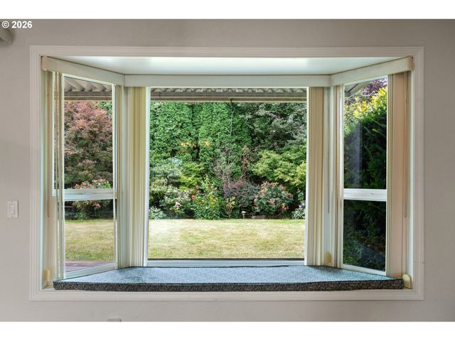 317 Ne 110TH St, Vancouver, WA 98685