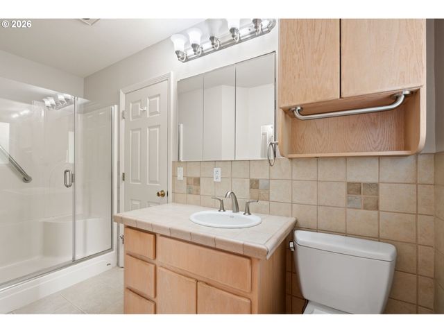 317 Ne 110TH St, Vancouver, WA 98685