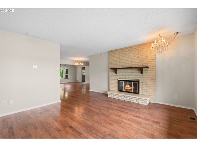 317 Ne 110TH St, Vancouver, WA 98685