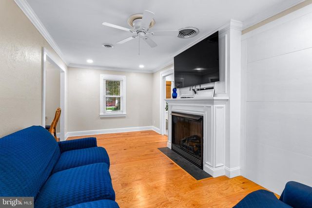57 NEW YORK AVE, Earleville, MD 21919