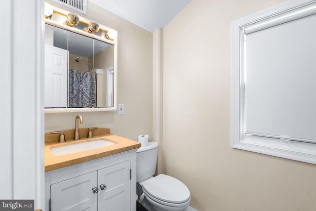 57 NEW YORK AVE, Earleville, MD 21919