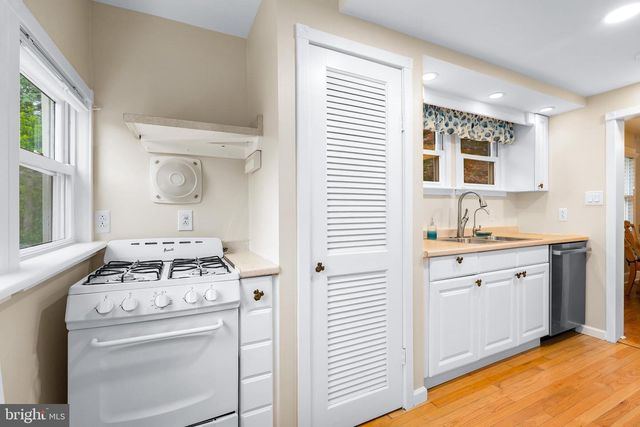 57 NEW YORK AVE, Earleville, MD 21919
