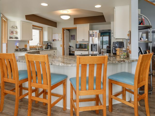 1821 Lakeview Drive, Portage, MI 49002