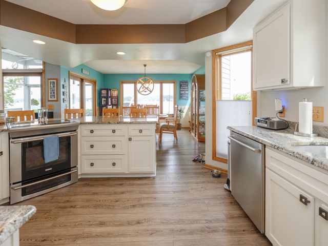 1821 Lakeview Drive, Portage, MI 49002