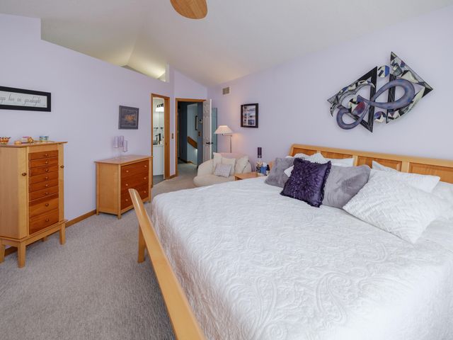 1821 Lakeview Drive, Portage, MI 49002
