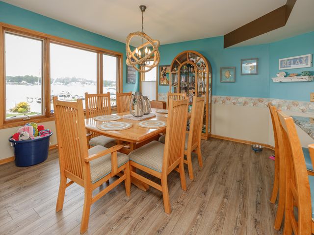 1821 Lakeview Drive, Portage, MI 49002