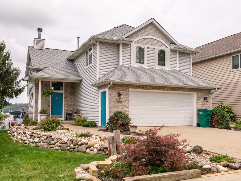 1821 Lakeview Drive, Portage, MI 49002